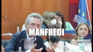 -8824-Fondi-PNRR-soldi-SPRECATI-a-NAPOLI-YouTube-04-03-2025_01_13_PM